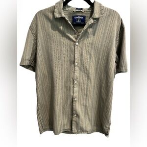 Professional Athletes Chubbies Sunday Short Sleeve Button-Up Green- Size L